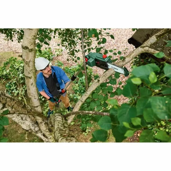 Moottorisaha BOSCH UniversalChainPole 18 Varsimoottorisaha