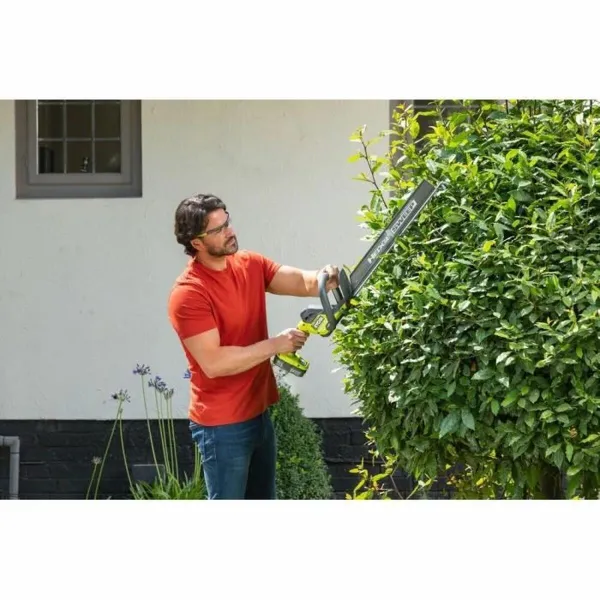 Pensasaitaleikkuri Ryobi 1350 rpm