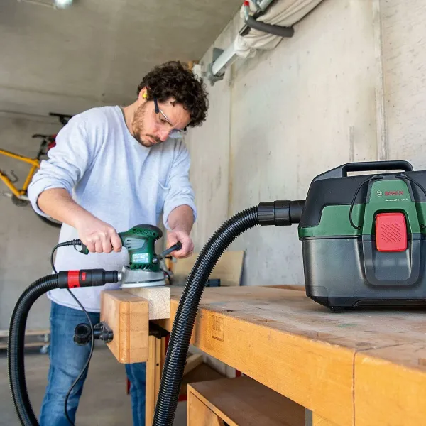 Пылесос для влажной и сухой уборки BOSCH AdvancedVac 18V-8 8 L