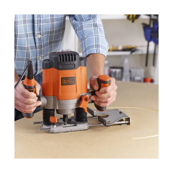 Ruuter Black & Decker 1200eka-qs 1200 W