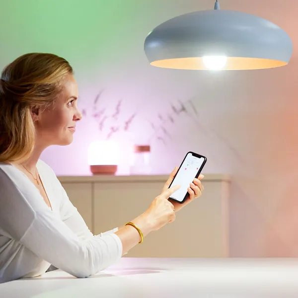 LED lemputė Philips Wiz Standard Balta F 8 W E27 806 lm (2700-6500 K)