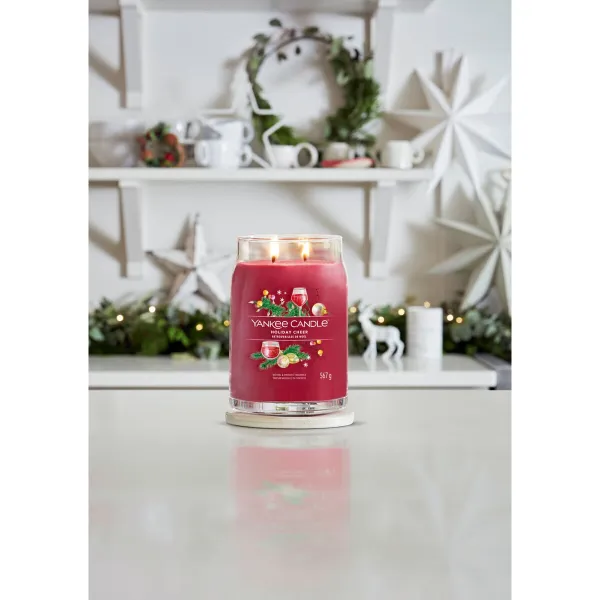 Aromatizuota žvakė Yankee Candle Holiday Cheer 567 g