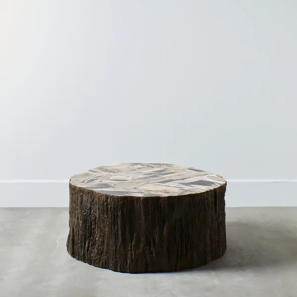 Centrālais galds 100 x 100 x 40 cm