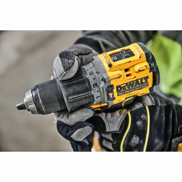 Electric screwdriver Dewalt DCD805P2T 90 nm