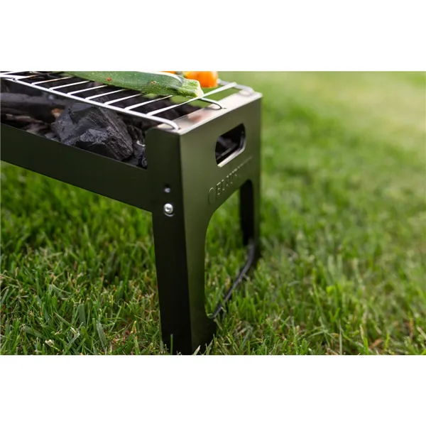 Coal Barbecue with Wheels Blaupunkt GC101 Black Steel