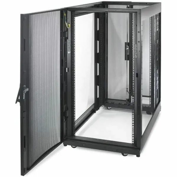 Seinakinnitusega Serverikapp APC AR3104