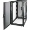 Seinakinnitusega Serverikapp APC AR3104