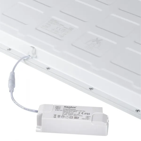 Recessed-mounted LED panel BLINGO IPRN38W