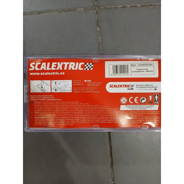 Автомобиль Scalextric Cupra TCR Monlau