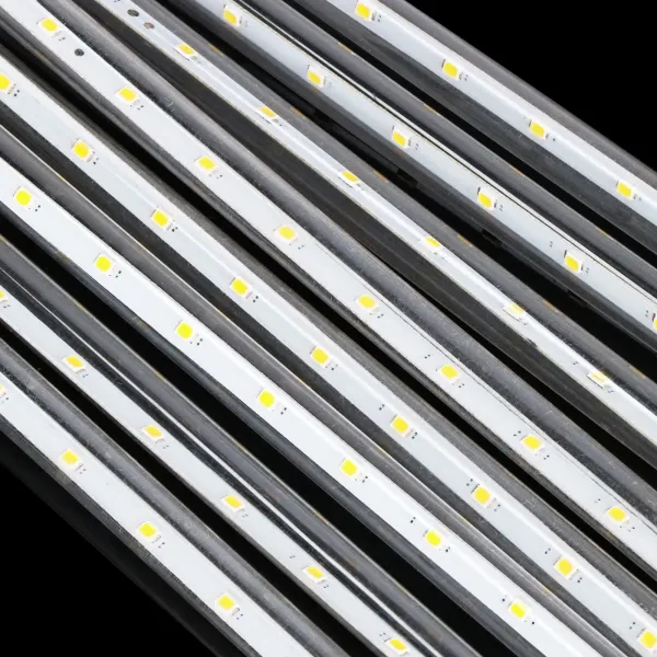 Meteoritinė girlianda Springos CL4140, 288 LED, šaltai balta šviesa, IP44