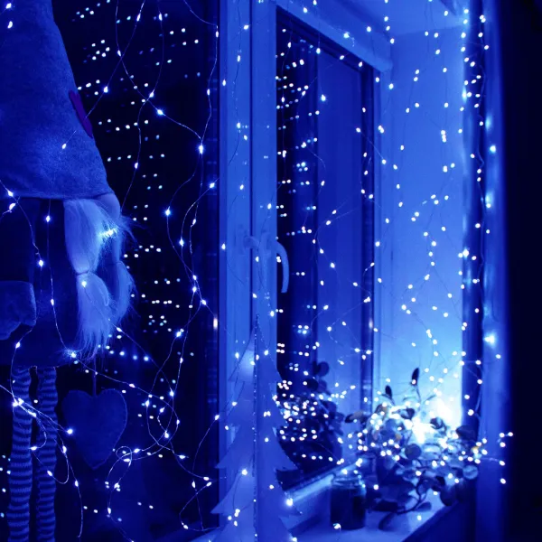 Светодиодный новогодний занавес Springos CL4024, 300 LED