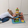 Puinen pysäköintihalli 22446