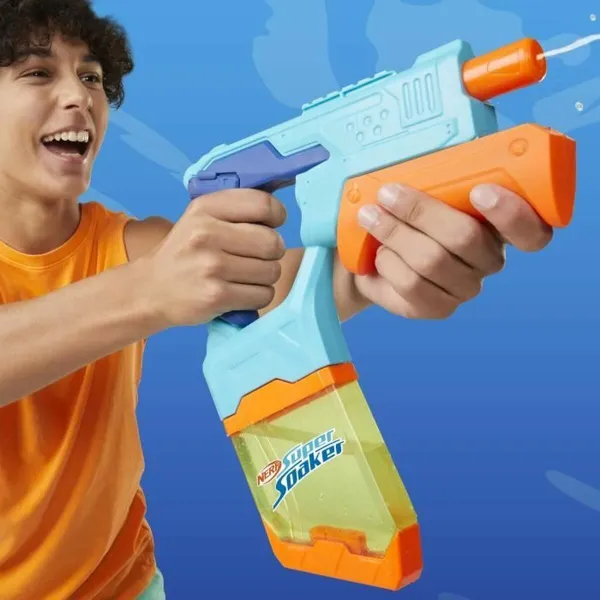 Figuuri, jossa liikkuvat raajat Nerf