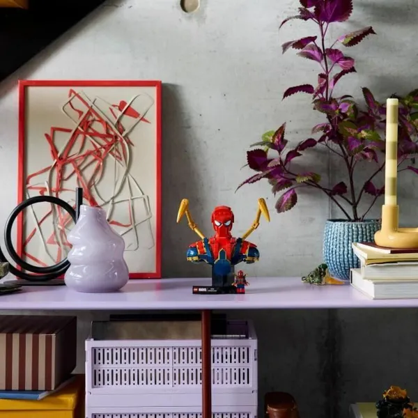 Celtniecības Komplekts Lego 76326 Iron Spider-Man Bust 379 Daudzums