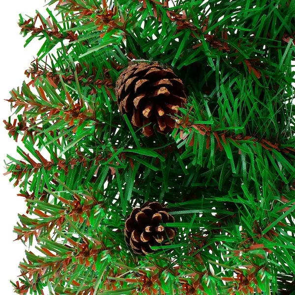 Diamond garland with pinecones