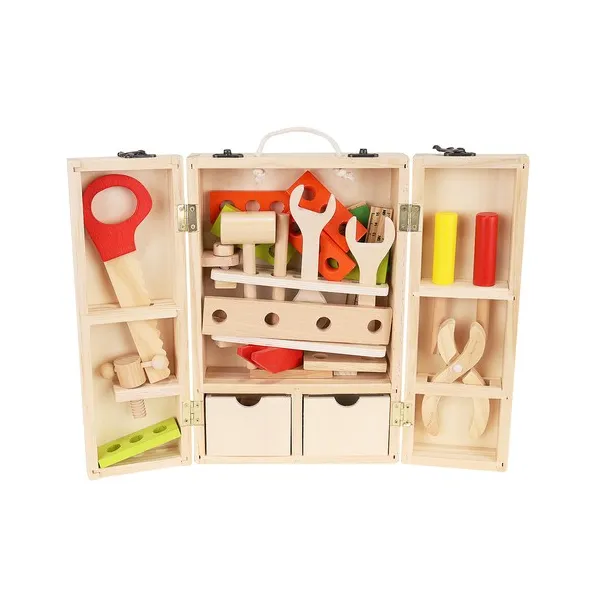Box + set of wooden tools 22697