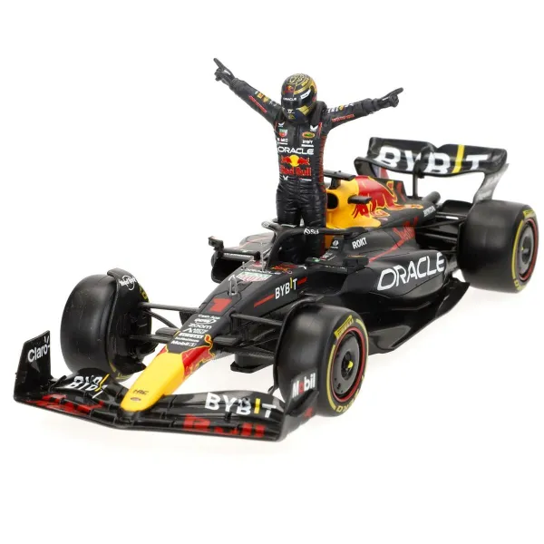 Автомобиль Bburago Red Bull F1 Racing RB19 1:24
