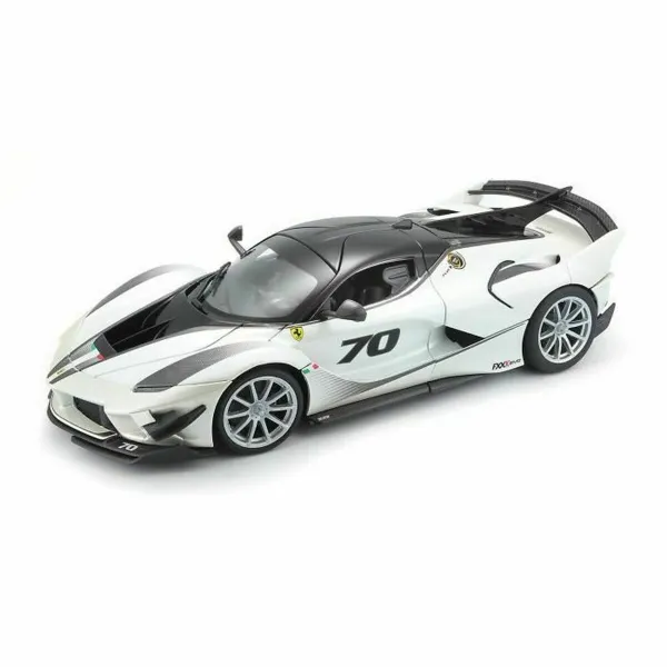 Автомобиль Bburago Ferrari FXX K-EVO #70 PE 1:18