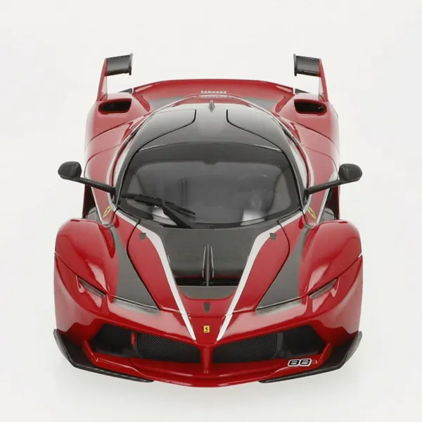 Auto Bburago Ferrari FXX K #88 1:18