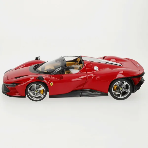 Auto Bburago Ferrari Daytona SP 1:18