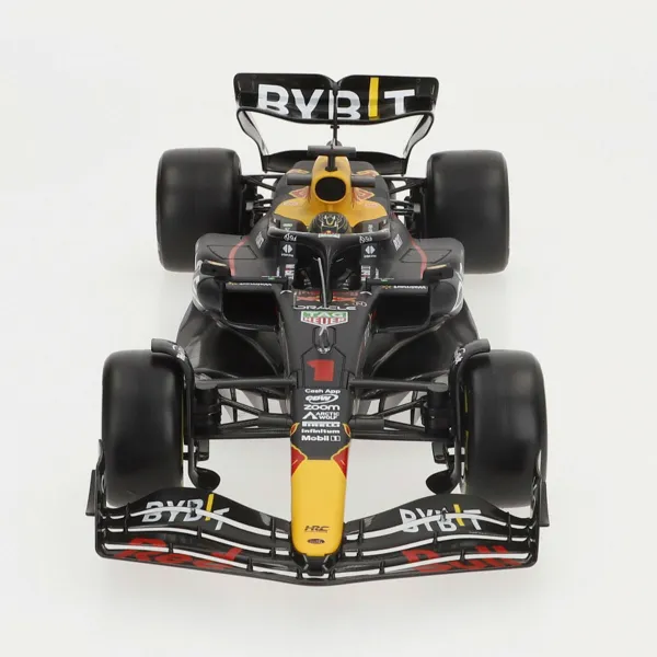 Automobilis Bburago F1 Race Oracle Red Bull Racing RB19 1:18