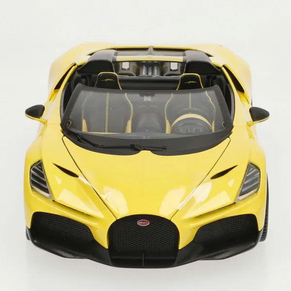 Автомобиль Bburago GT Bugatti Mistral 1:18