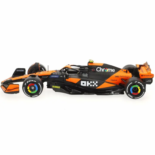 Leluauto McLaren F1 2024 MCL38 (4 osaa)