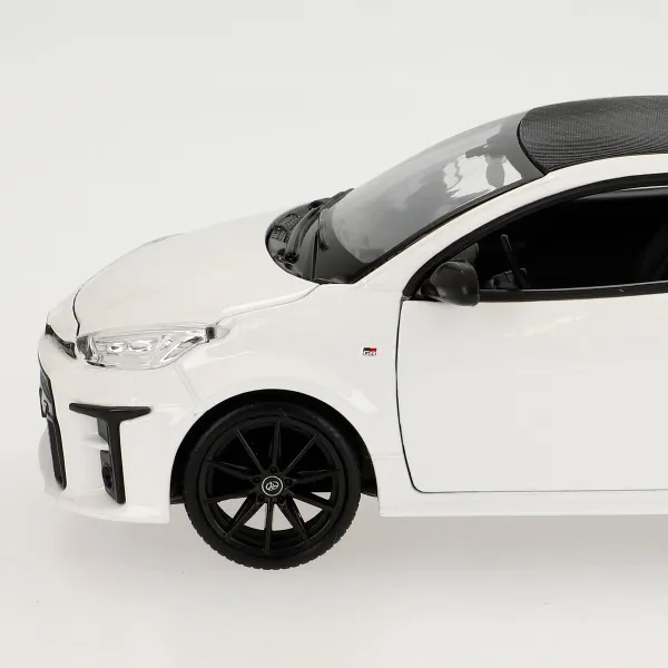 Automobilis Toyota 1:24 (4 vnt.)