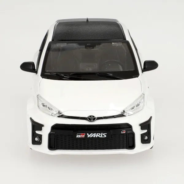 Auto Toyota 1:24 (4 Ühikut)