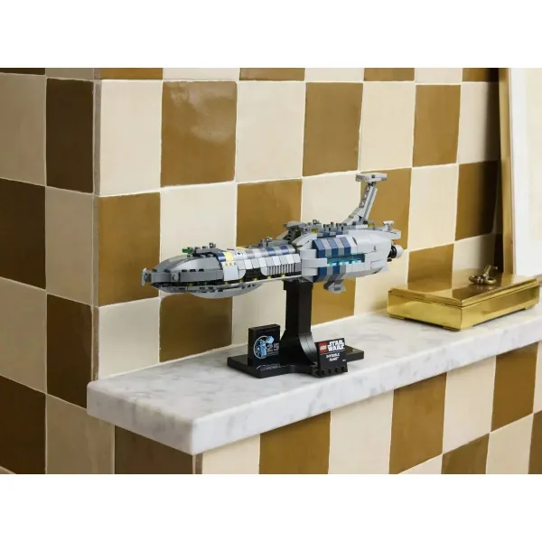 Statybos rinkinys Lego STAR WARS 75377 Invisible Hand 557 Dalys