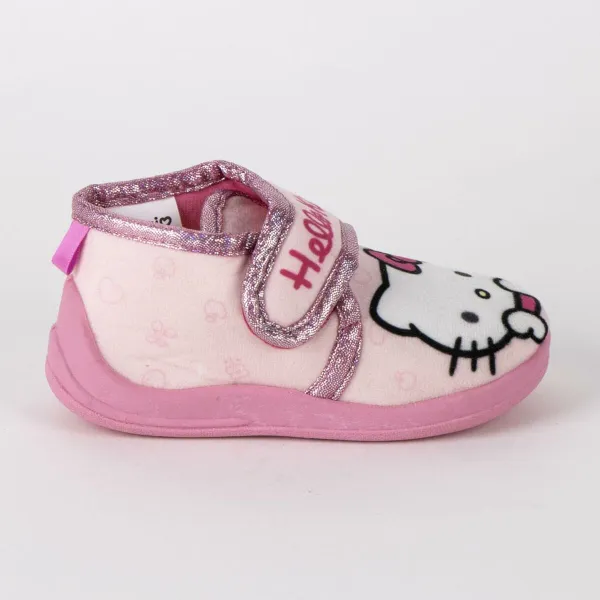 домашними тапочками Hello Kitty Розовый