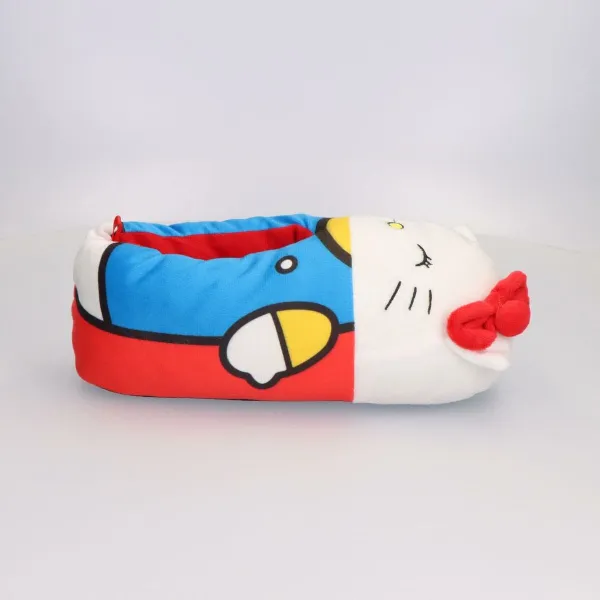 домашними тапочками Hello Kitty Синий