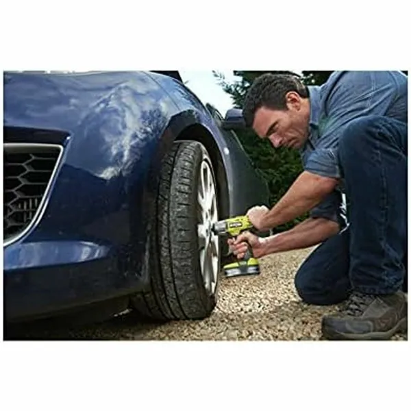 Электрическая отвертка Ryobi 5133003574 воздействие