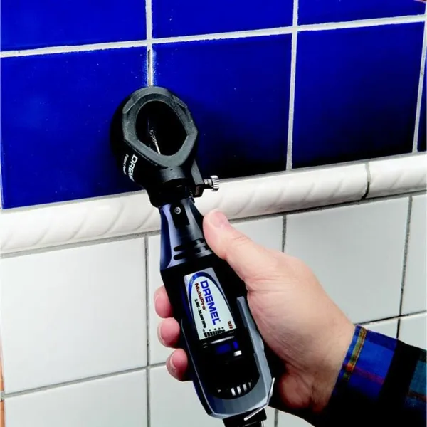 Rinkinys skiediniui nuo sienų ir grindų šalinti. Dremel 568