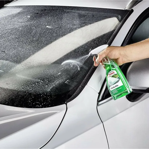 Langų valymo priemonė su purkštuvu Sonax SX03382410 500 ml