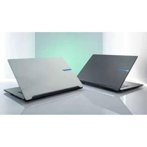 Sülearvuti Gigabyte AERO X16 16" 16 GB RAM 1 TB SSD geforce rtx 5060 Hispaaniakeelne Qwerty Qwerty portugali