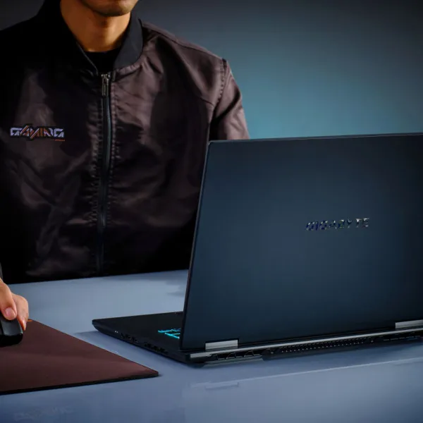 Nešiojamas kompiuteris Gigabyte GAMING A16 CWHI3ES864SD 16" Intel Core i7-13620H 32 GB RAM 1 TB SSD nvidia geforce rtx 5070