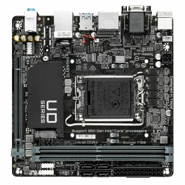 Emaplaat Gigabyte LGA 1700