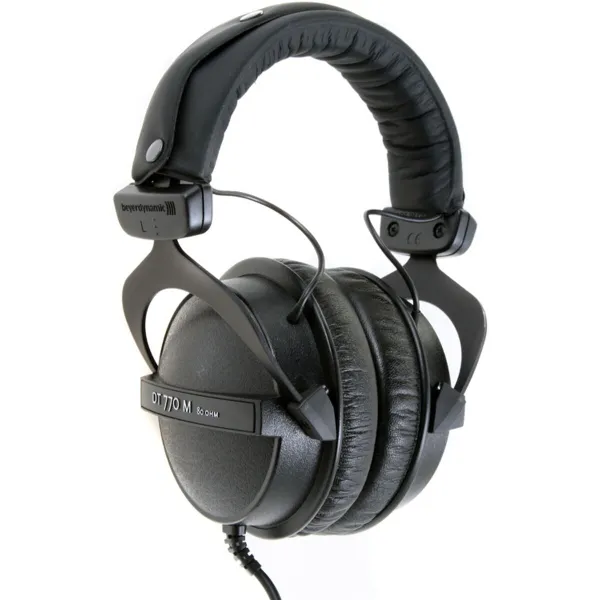 Üle pea käivad kõrvaklapid Beyerdynamic DT 770 M