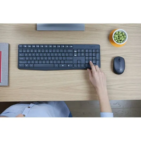 Klaviatūra un Bezvadu Pele Logitech 920-007919 Melns Pelēks Spāņu Qwerty