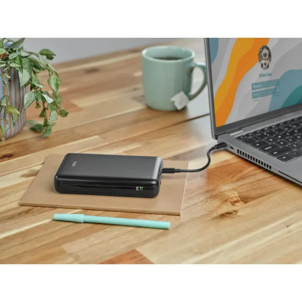 Powerbank Trust 25240 Juoda 20000 mAh