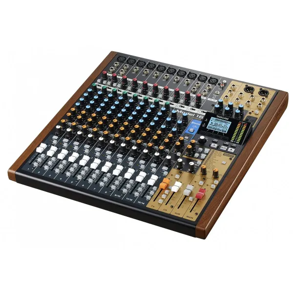 DJ stalas Tascam MODEL 16