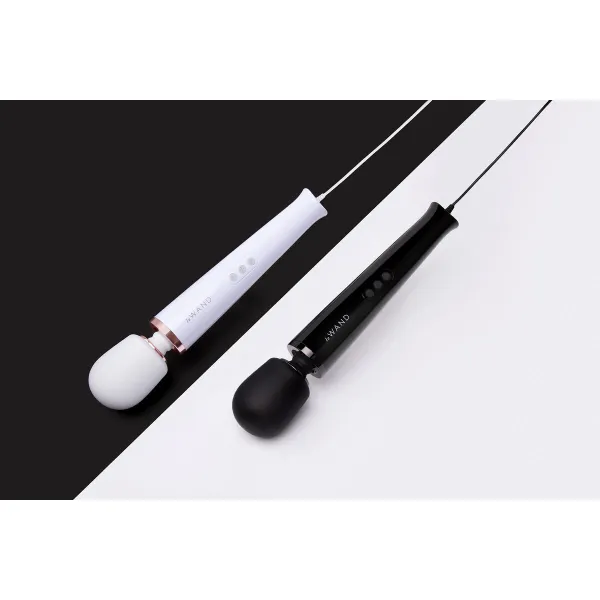 Vibrators Le Wand Melns