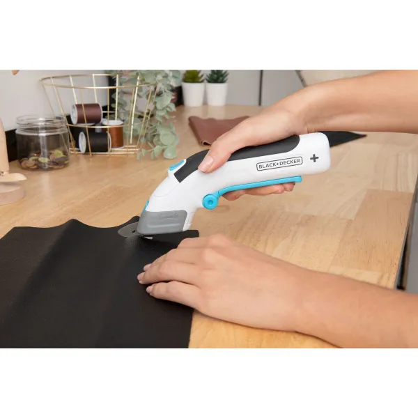 Käärid Black & Decker bcsc115-xj