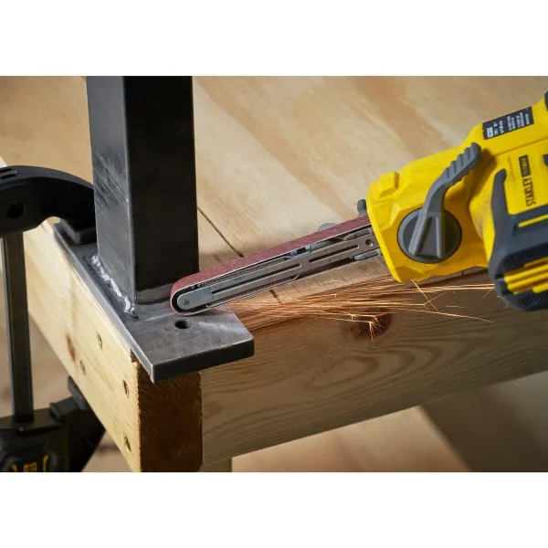 Lintlihvur Stanley SFMCE210D2K-QW