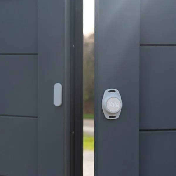 Smart Sensor for Doors and Windows Yale 05/102330/BW