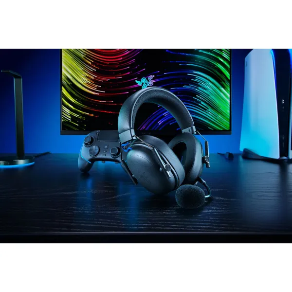 Üle pea käivad kõrvaklapid Razer BlackShark V3 Must