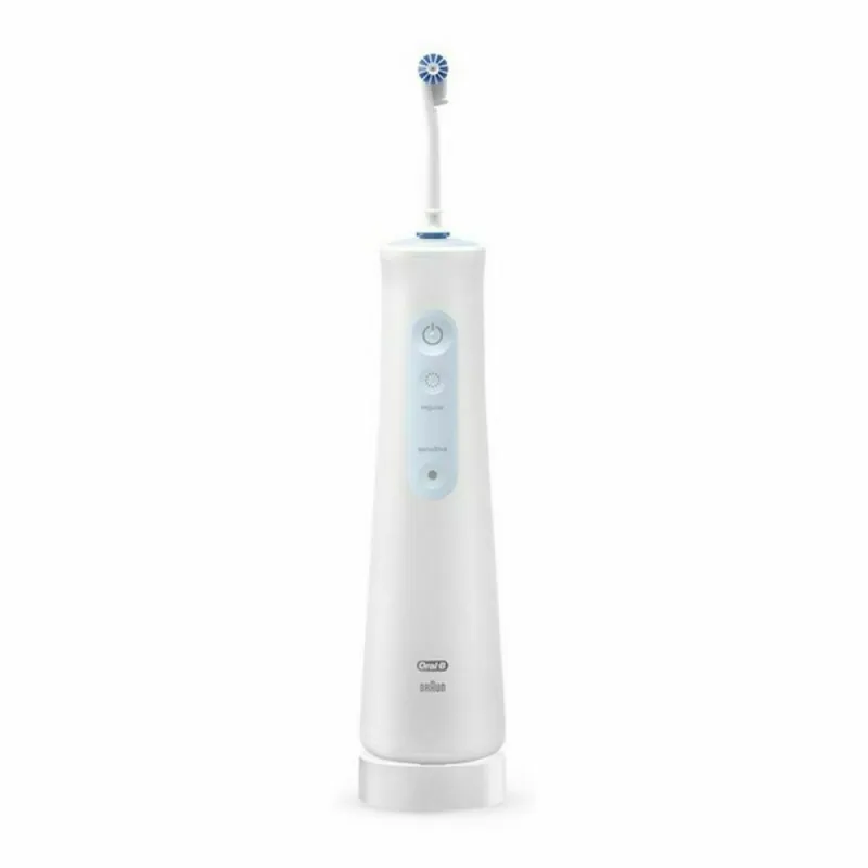 Электрическая зубная щетка Oral-B Aquacare 4