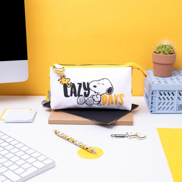 Snoopy - 3-compartment pencil case from the Lazy Days collection