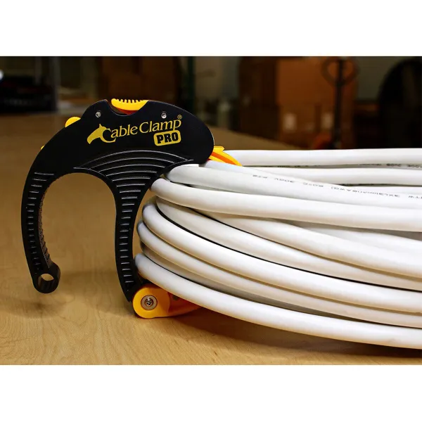 Reusable strap Cable Clamp 10,8 X 10,5 X 1,1 CM